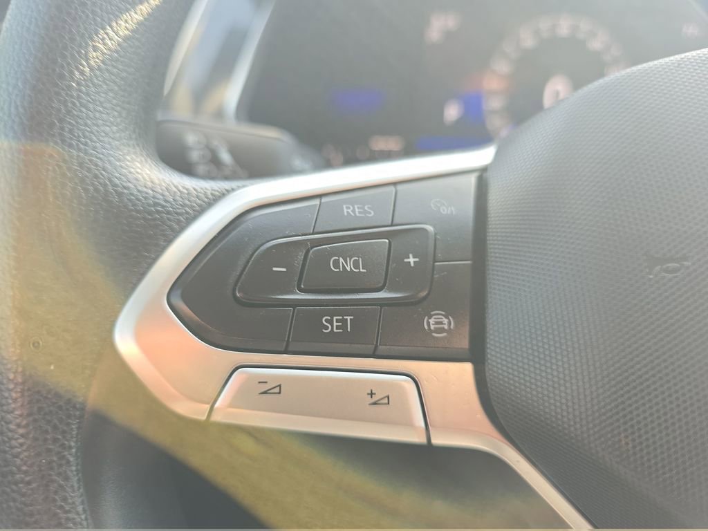 Used 2023 Volkswagen Tiguan S image 27