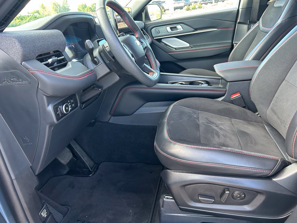 Used 2026 Ford Explorer ST AWD/4WD image 24