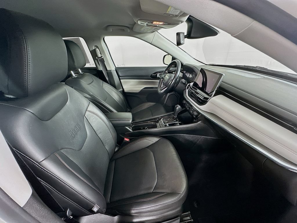 Certified 2022 Jeep Compass Limited AWD/4WD image 37