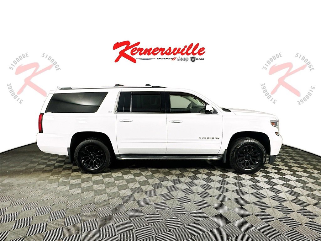 Used 2016 Chevrolet Suburban LTZ image 8