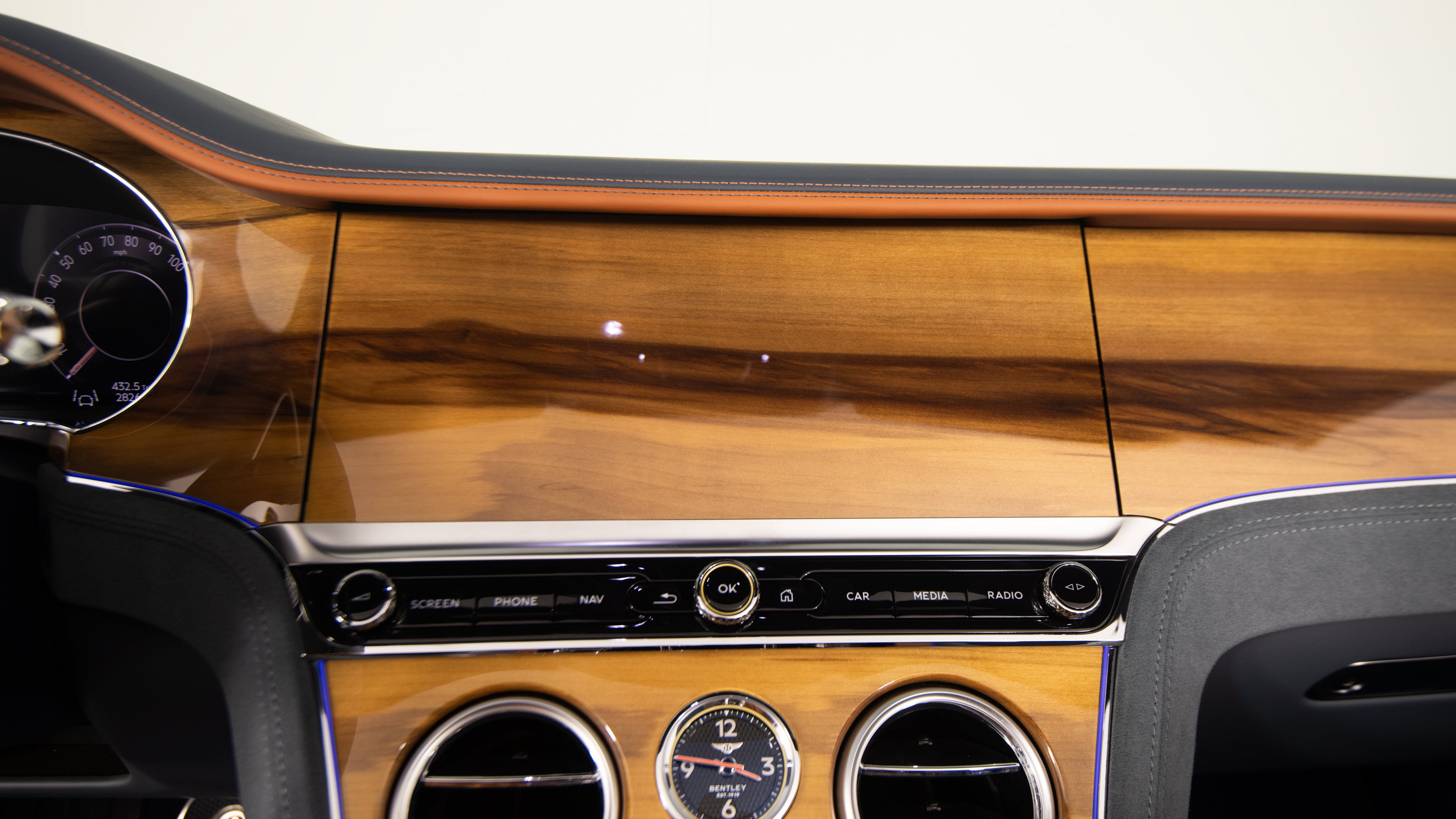 Used 2025 Bentley Continental GT Speed AWD/4WD image 36
