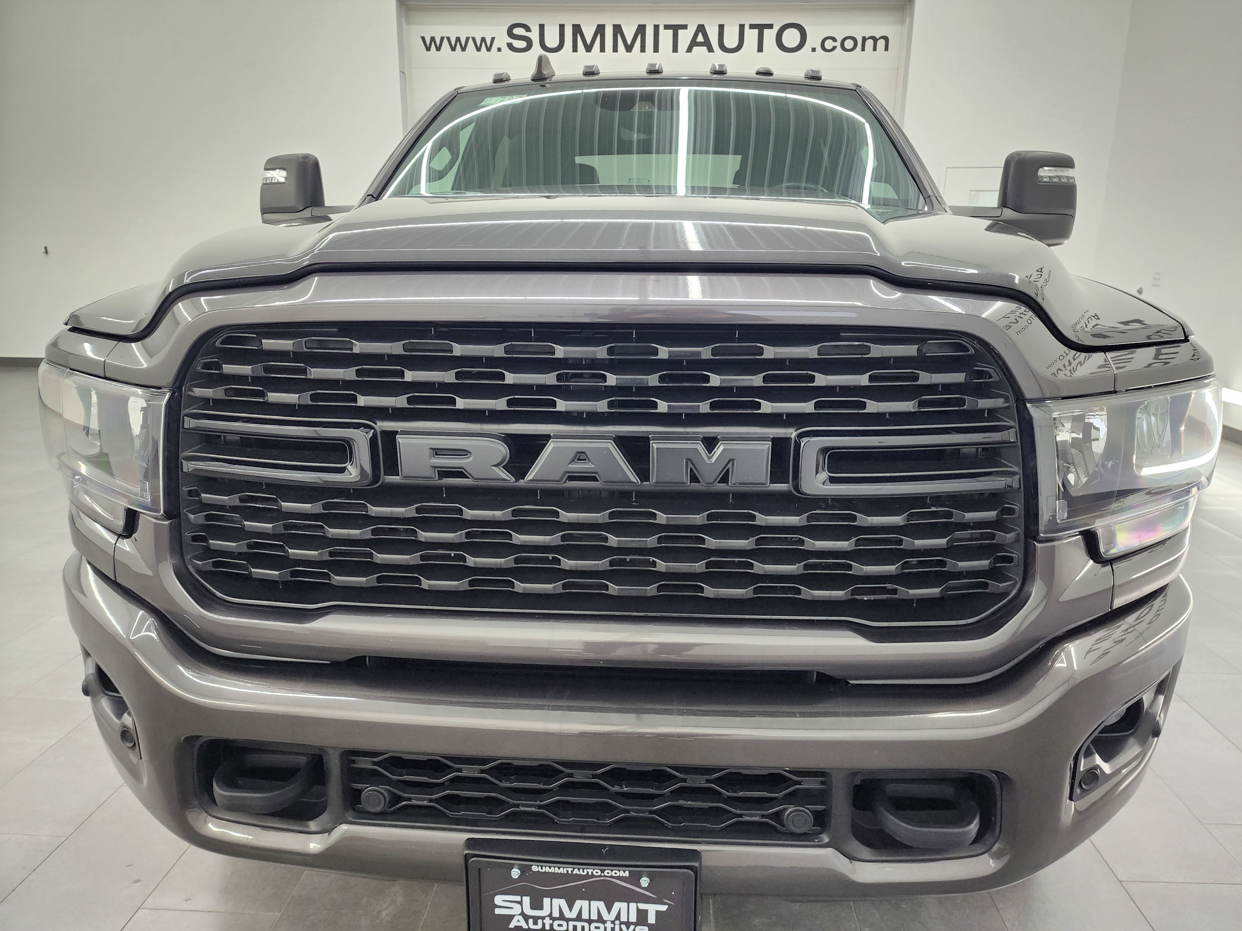 Used 2024 RAM 3500 Big Horn w/ Night Edition image 20