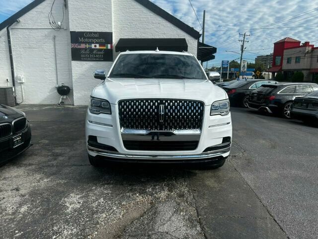 Used 2023 Lincoln Navigator L Black Label image 8