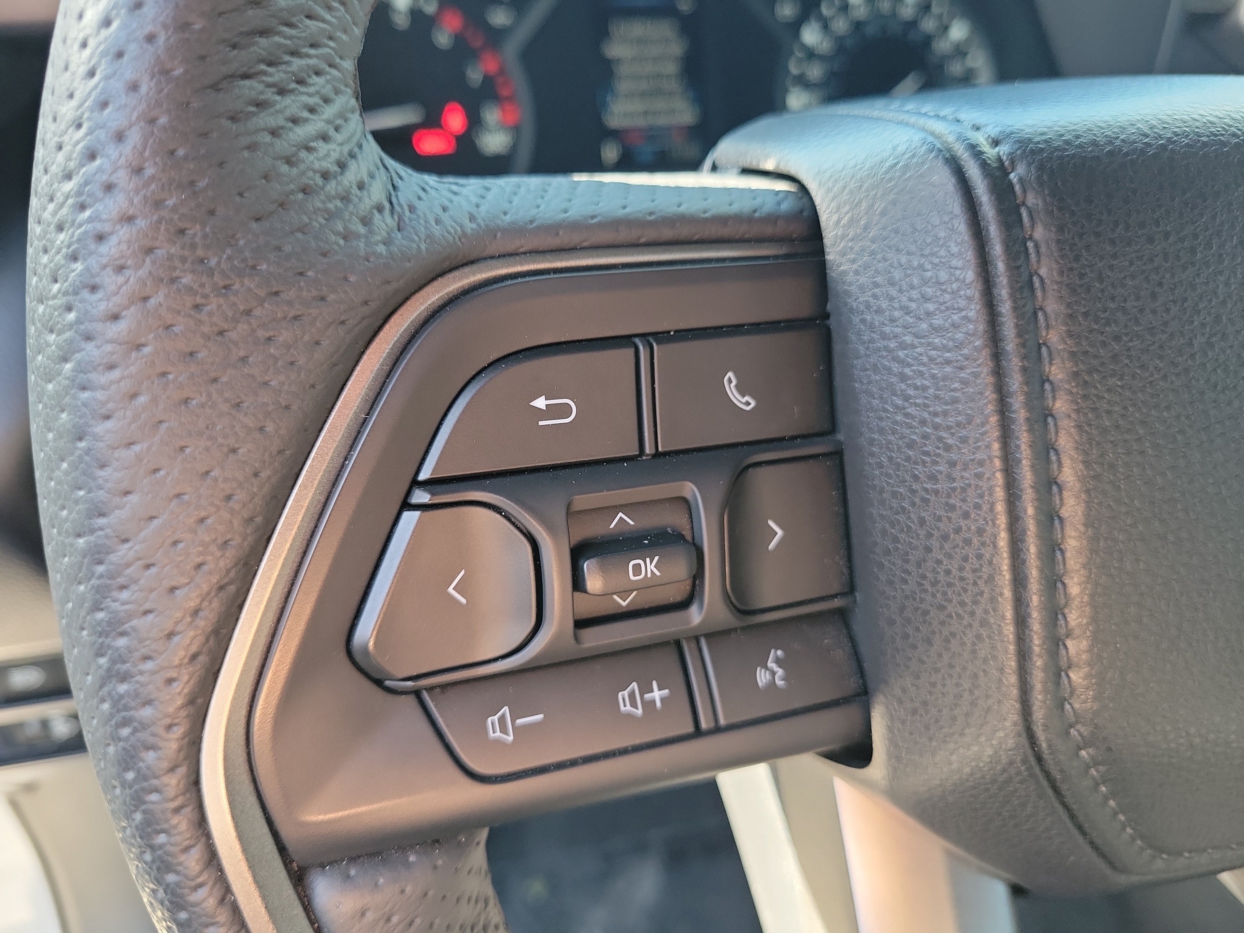 Used 2026 Toyota Tundra SR5 w/ TRD Off-Road Package AWD/4WD image 27