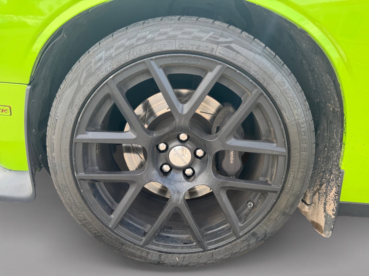 Used 2015 Dodge Challenger R/T Scat Pack w/ Scat Pack Appearance Package RWD image 9