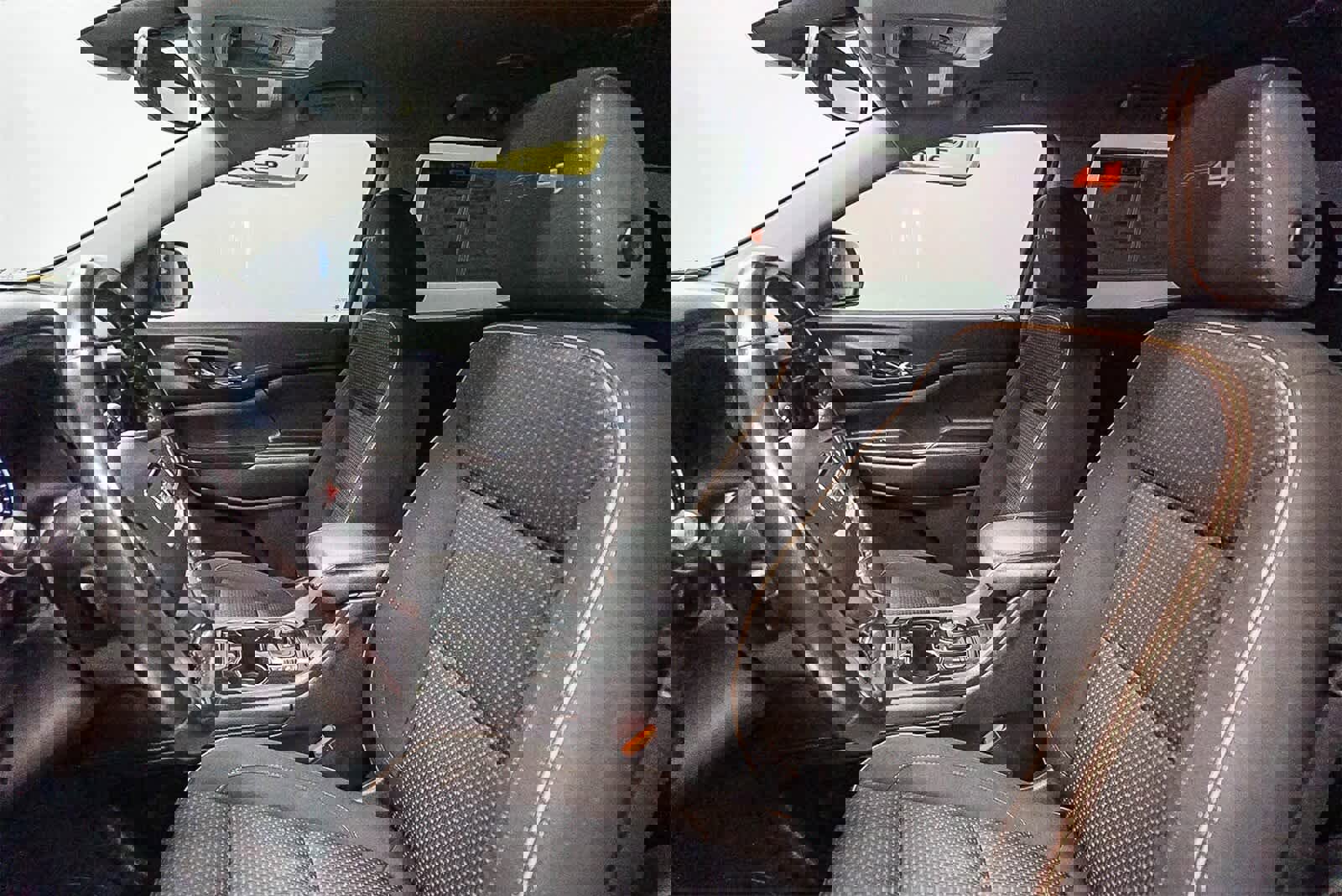 Used 2020 GMC Acadia AT4 image 16