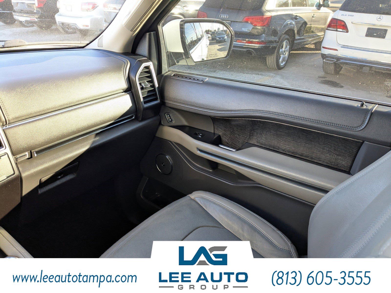 Used 2020 Ford Expedition Limited image 19