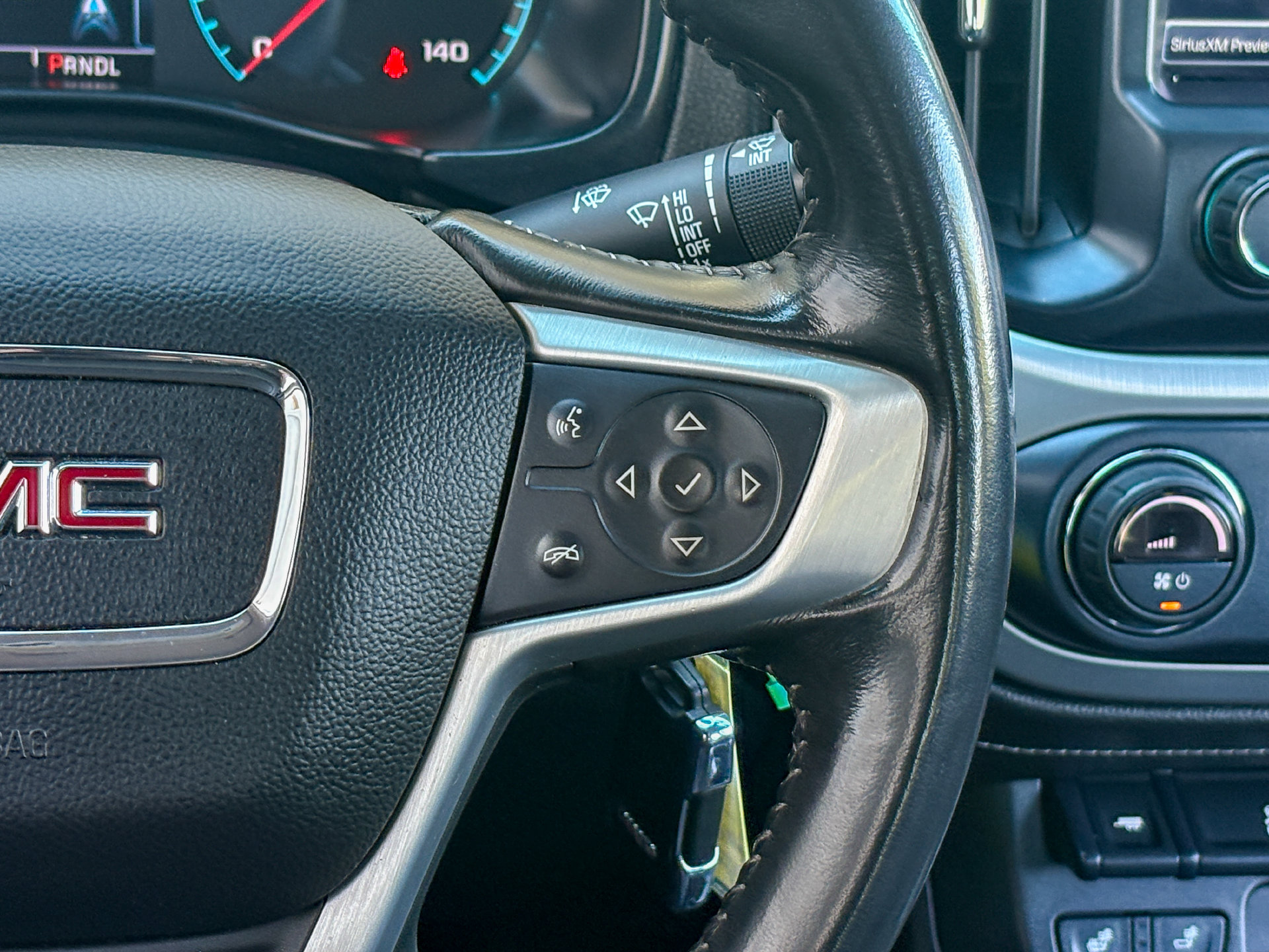 Used 2018 GMC Canyon SLT w/ Driver Alert Package AWD/4WD image 15
