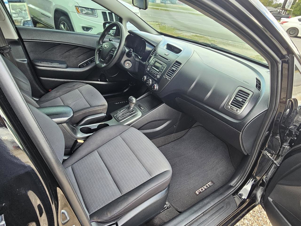 Used 2014 Kia Forte LX w/ Popular Package FWD image 17