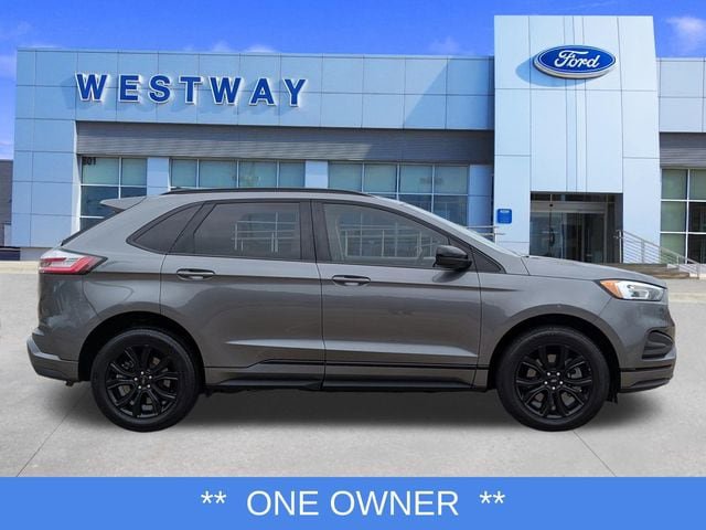 Used 2024 Ford Edge SE w/ Black Appearance Package AWD/4WD image 2