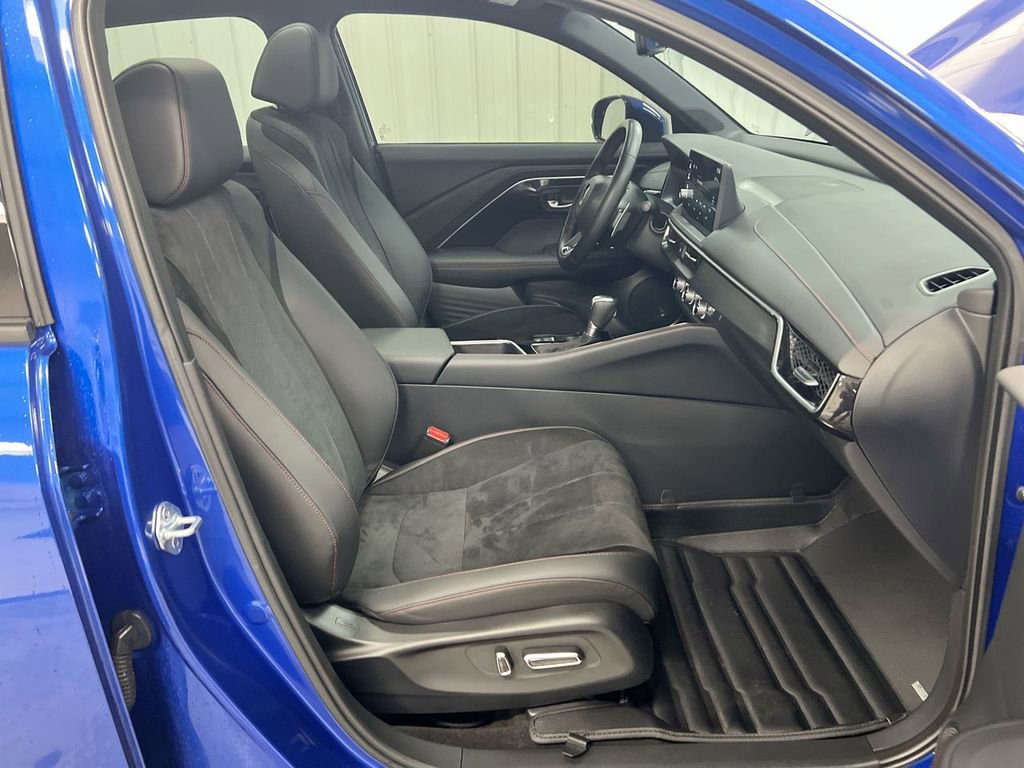 Used 2025 Acura ADX A-Spec image 22