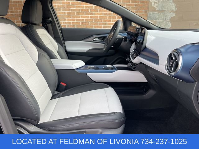 Certified 2025 Chevrolet Equinox EV LT image 26