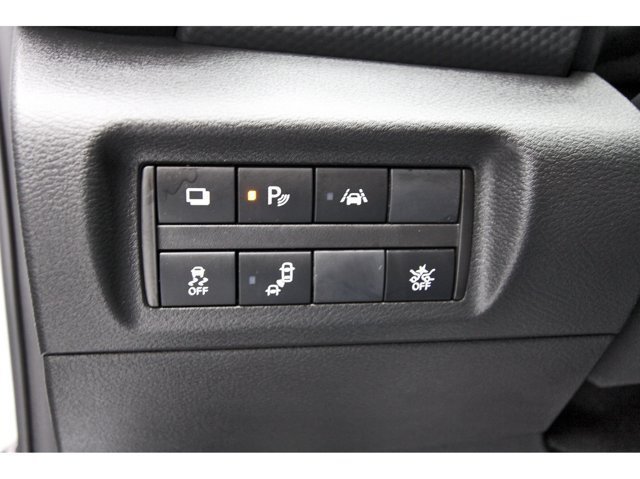 Used 2025 Nissan Kicks Play S FWD image 19