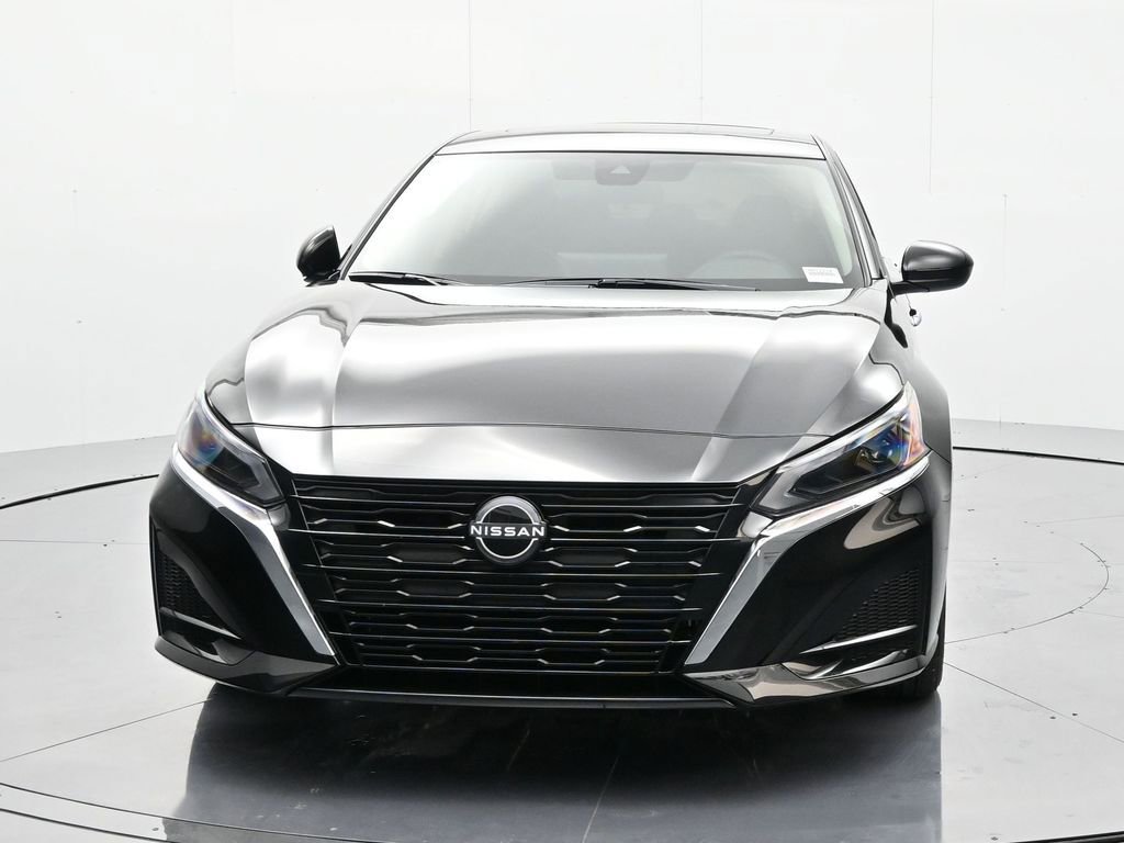 New 2025 Nissan Altima 2.5 SV w/ SV Special Edition Package FWD image 2