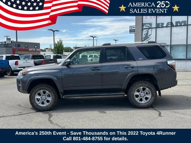 Used 2022 Toyota 4Runner SR5 AWD/4WD image 2