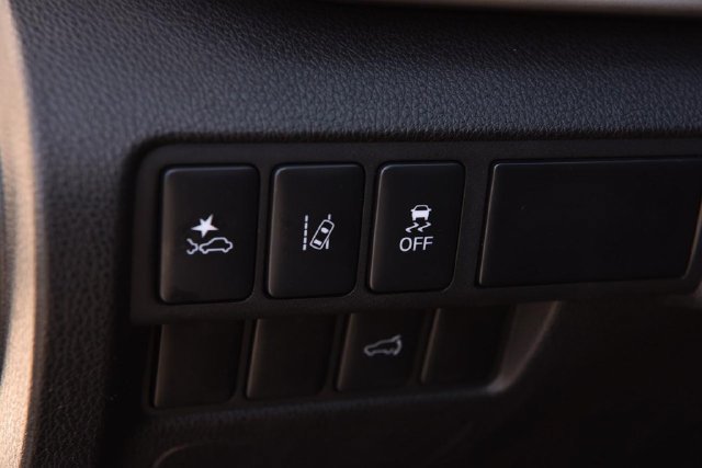 Used 2024 Mitsubishi Eclipse Cross SE AWD/4WD image 11