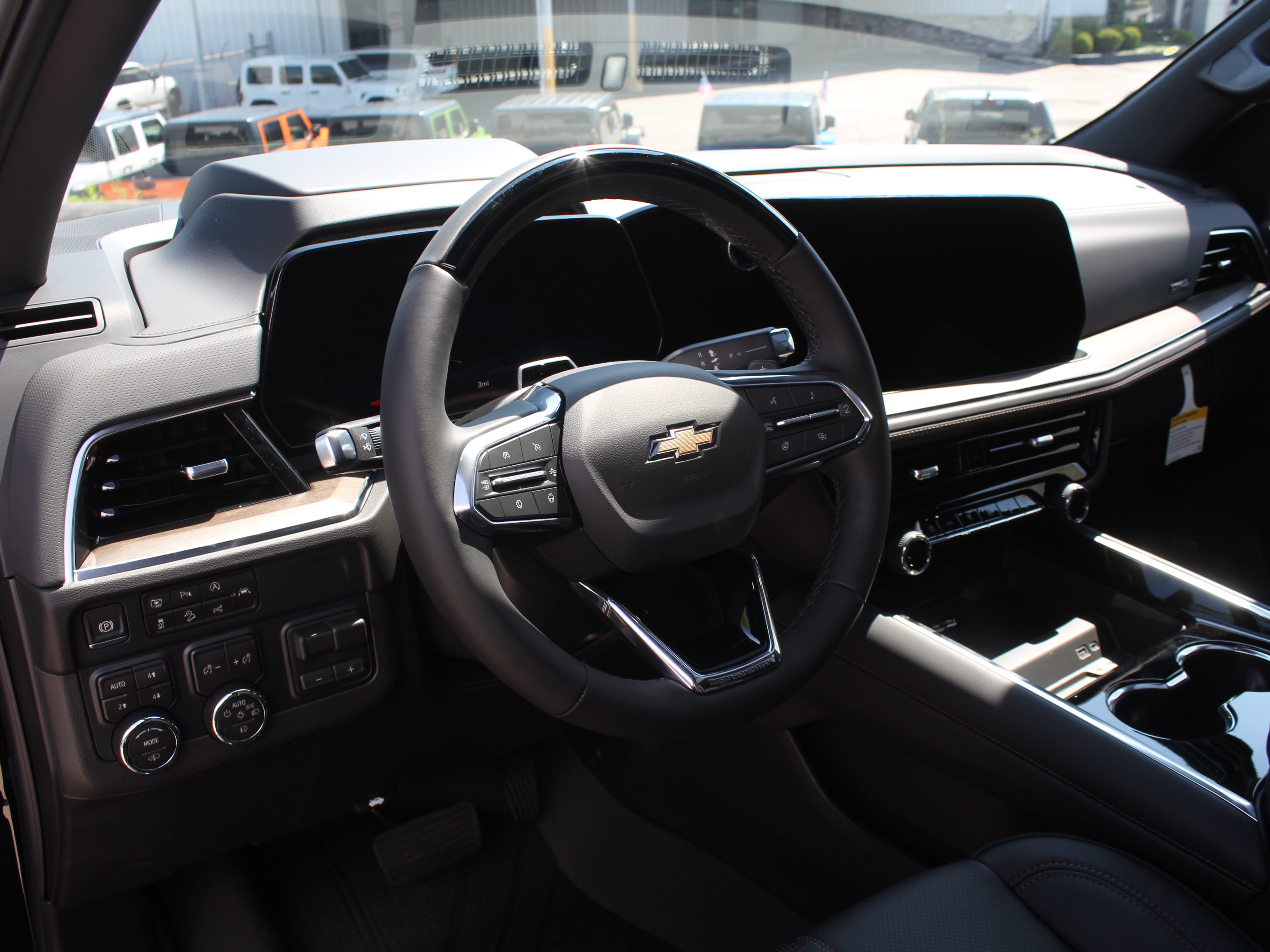 New 2026 Chevrolet Suburban High Country AWD/4WD image 12