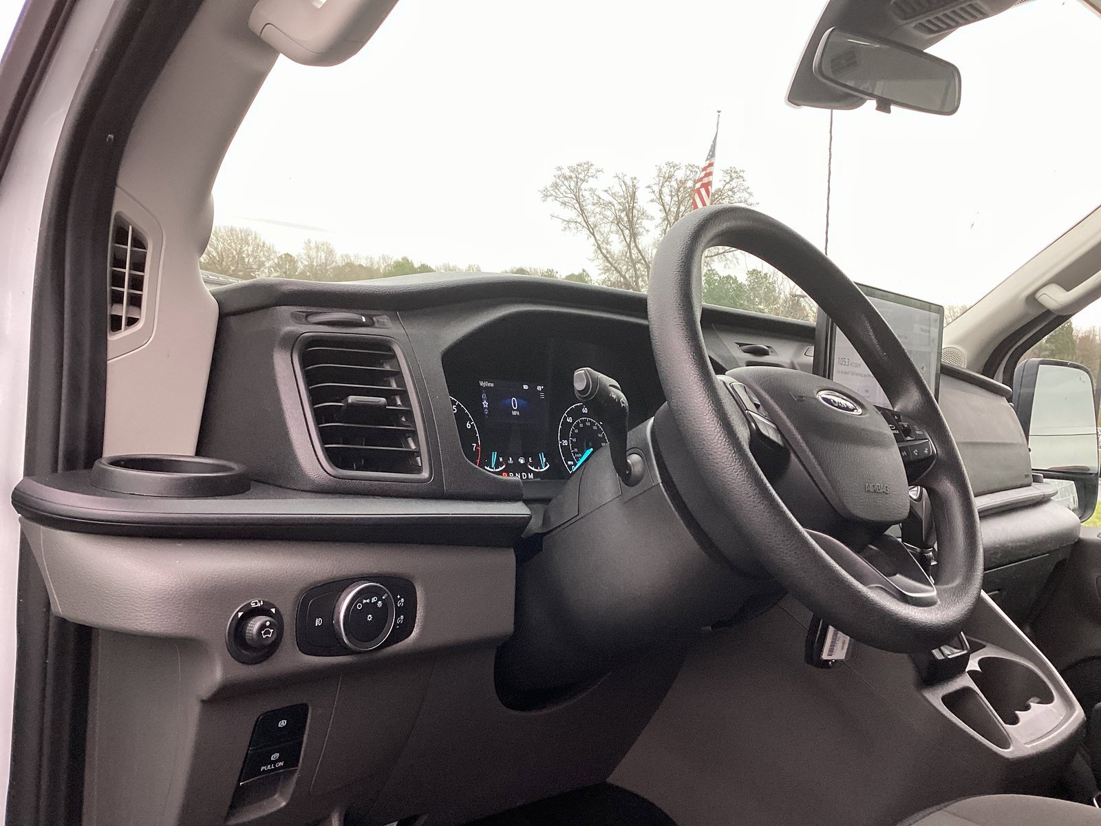 Used 2022 Ford Transit 350 XLT image 9