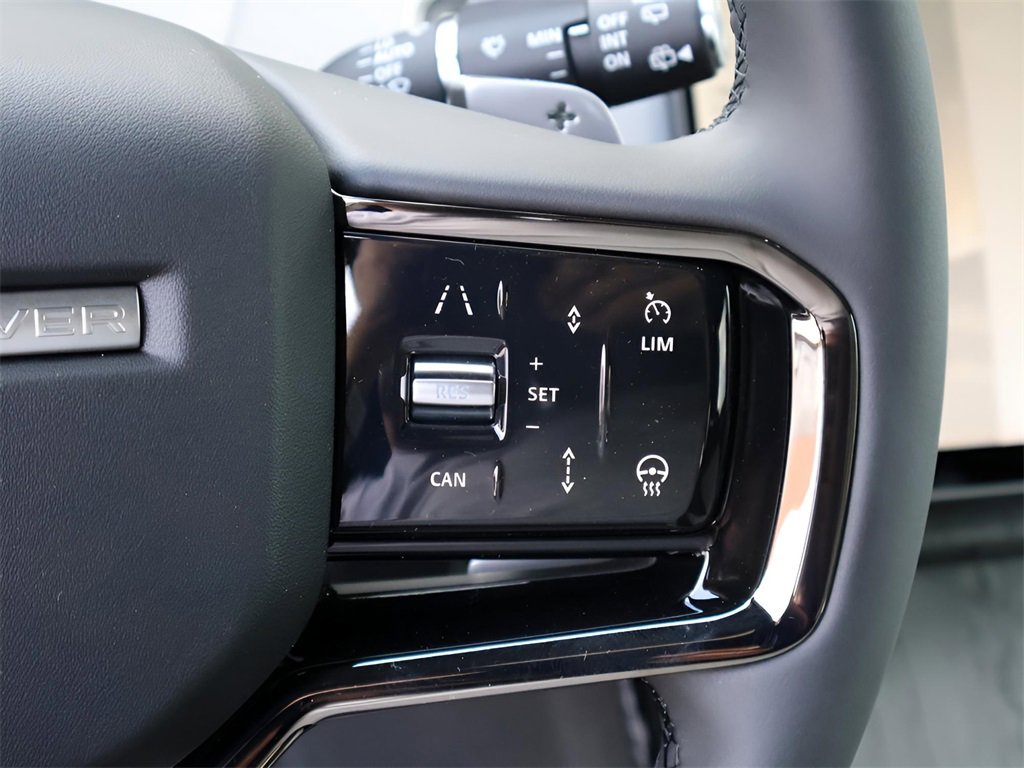 New 2026 Land Rover Range Rover Evoque Dynamic SE image 32
