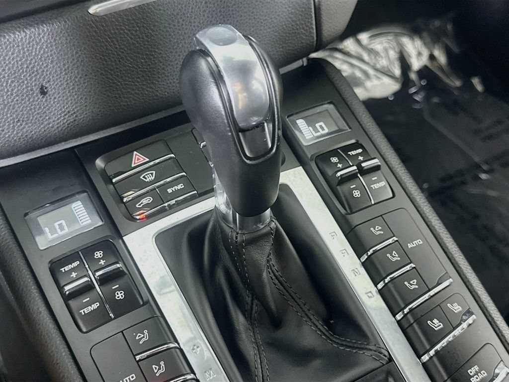 Used 2018 Porsche Macan S AWD/4WD image 35