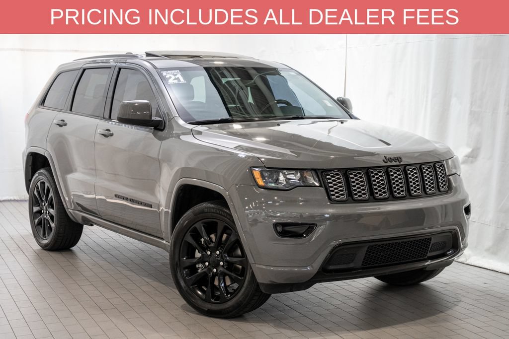 Used 2021 Jeep Grand Cherokee Laredo X AWD/4WD image 1