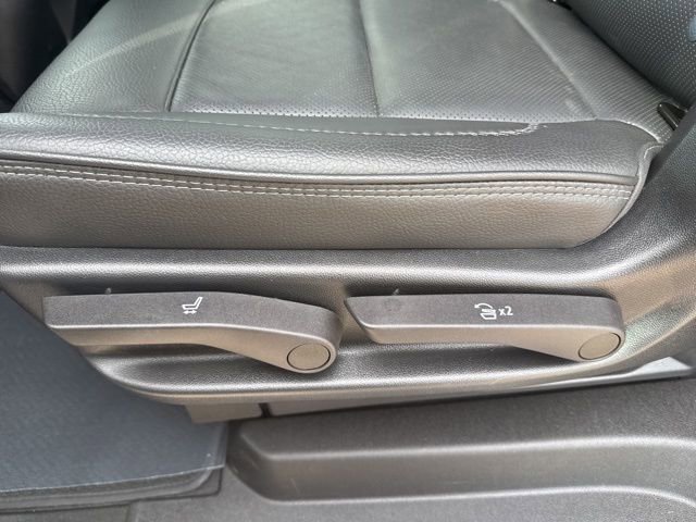 Used 2022 GMC Yukon XL Denali image 37