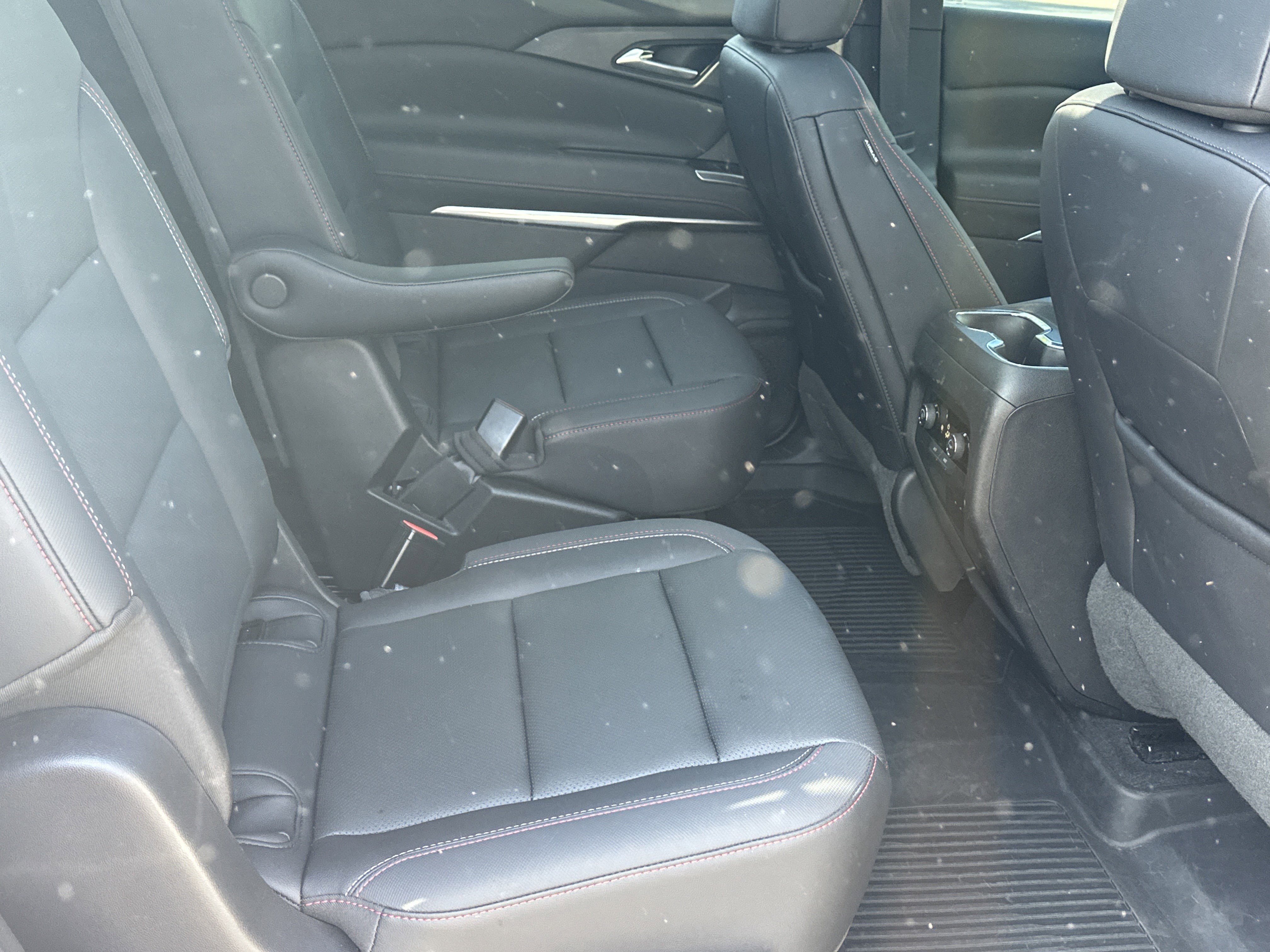 Certified 2024 Chevrolet Traverse Z71 w/ LPO, Floor Liner Package AWD/4WD image 17