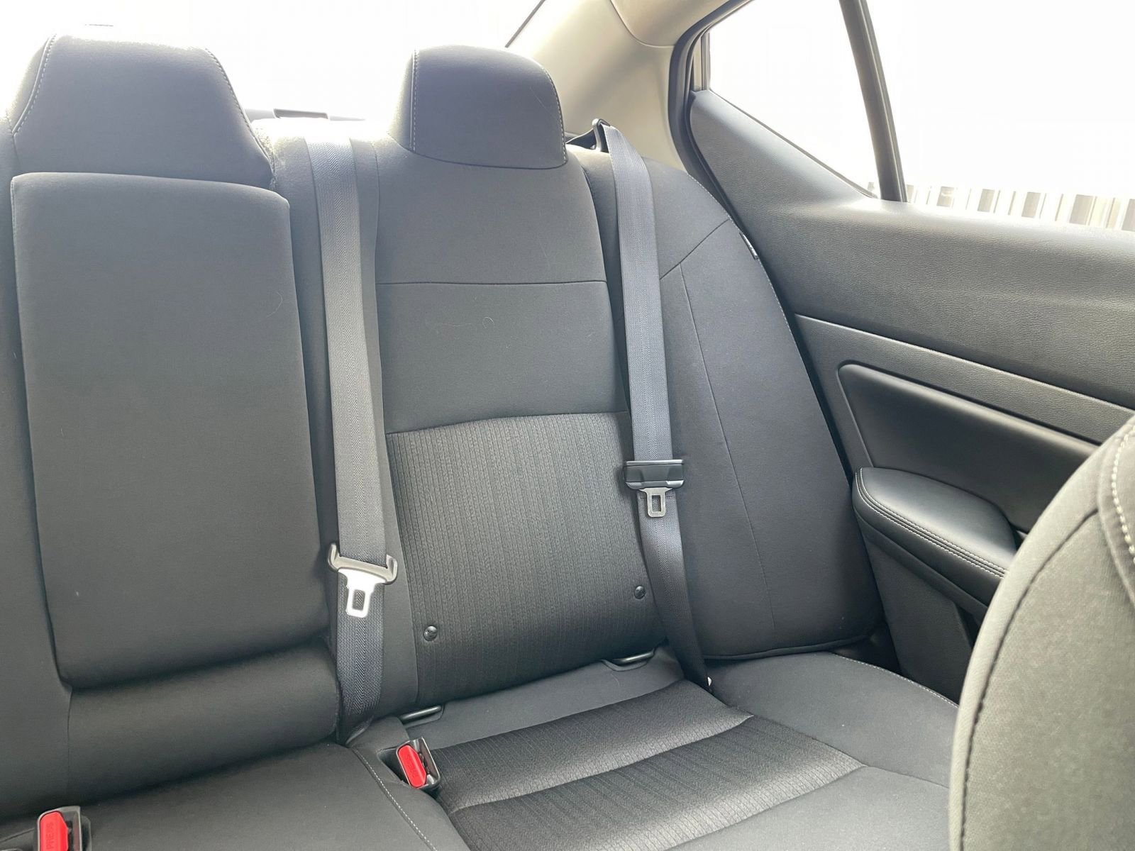 Used 2025 Nissan Altima 2.5 SV image 36