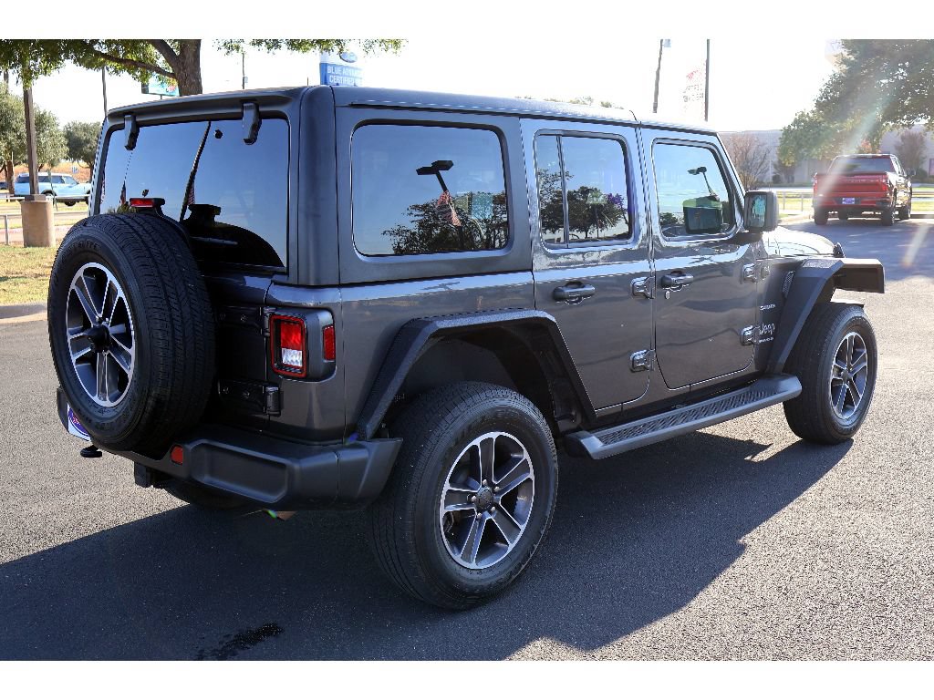 Used 2023 Jeep Wrangler Unlimited Sahara AWD/4WD image 14
