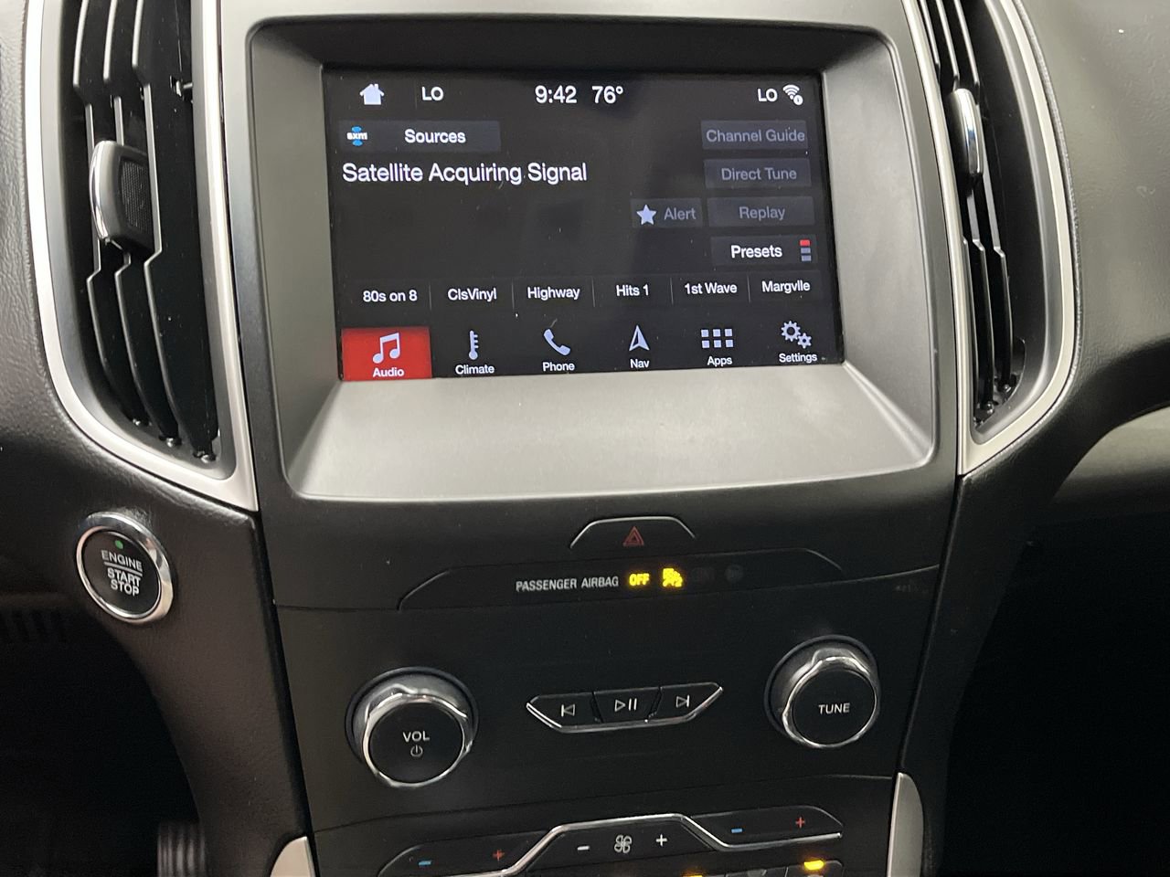 Used 2019 Ford Edge SEL w/ Cold Weather Package AWD/4WD image 18