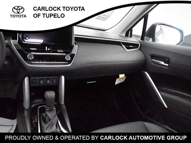 Used 2025 Toyota Corolla Cross XLE w/ Convenience Package AWD/4WD image 27