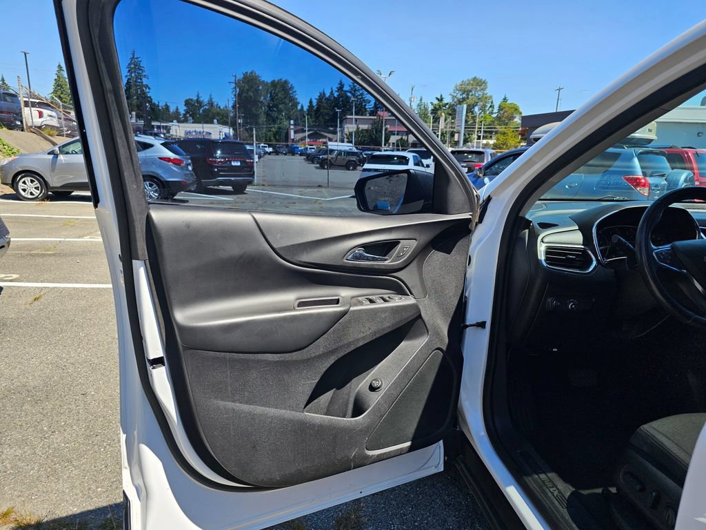 Used 2018 Chevrolet Equinox LT w/ Sun & Infotainment Package FWD image 19