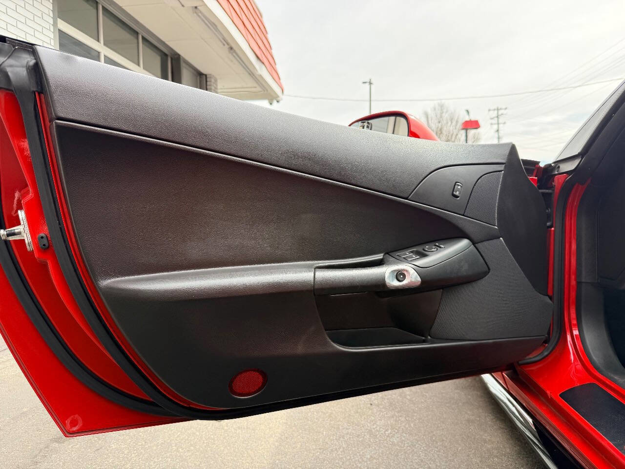 Used 2006 Chevrolet Corvette Coupe w/ Performance Package image 21