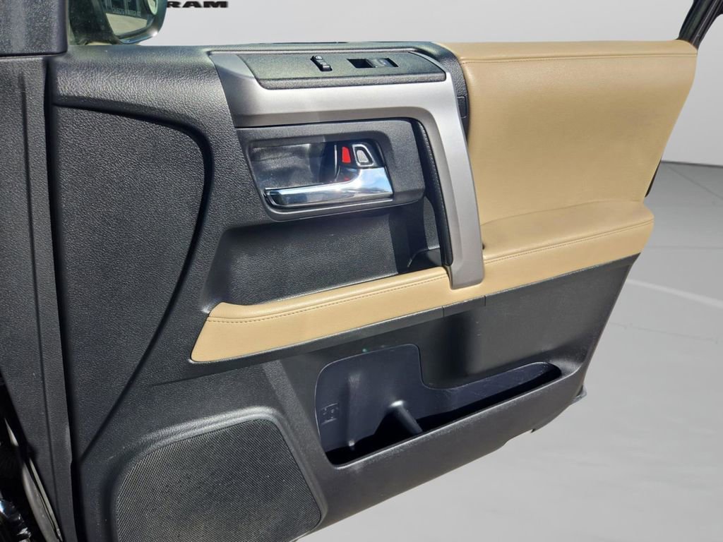 Used 2018 Toyota 4Runner Limited image 30