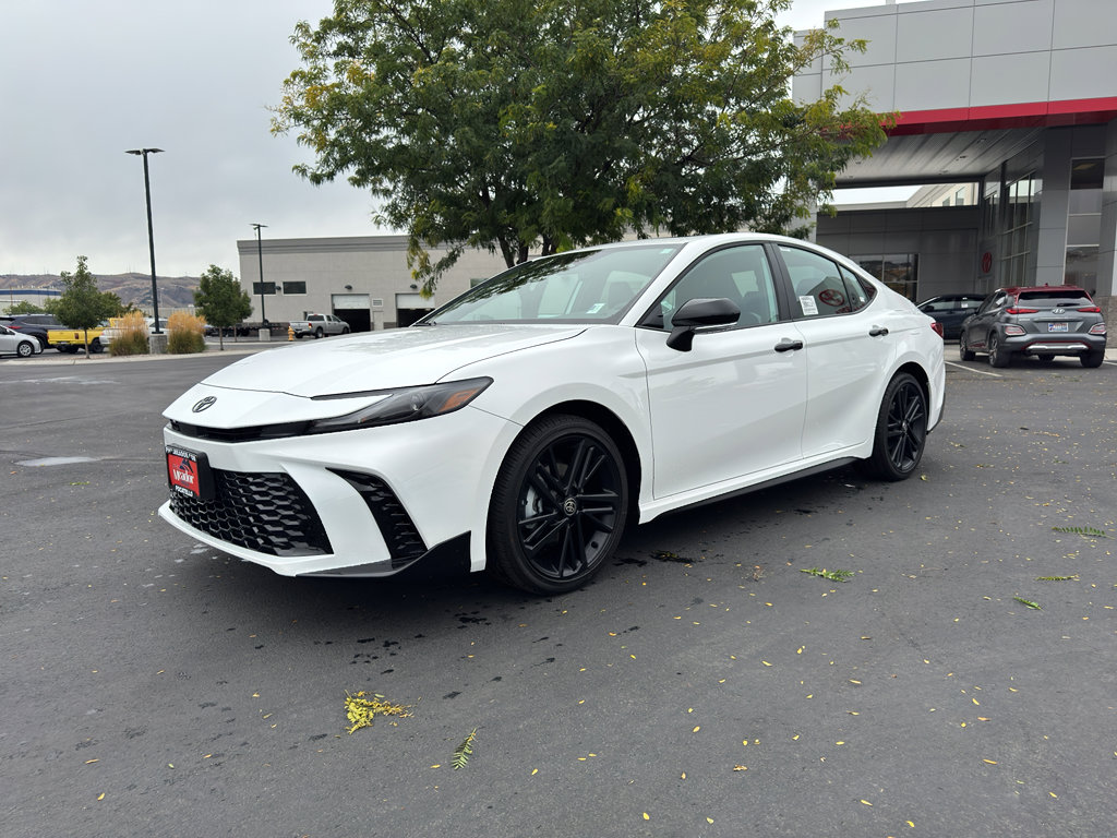 New 2026 Toyota Camry Hybrid image 8