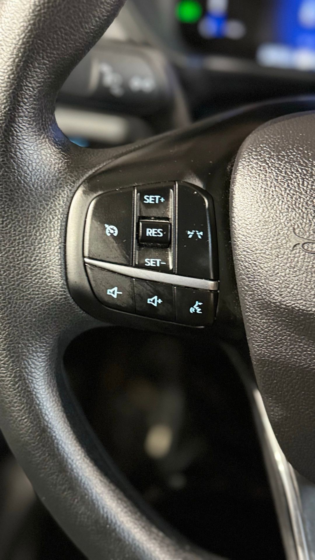 Used 2025 Ford Escape Active image 66
