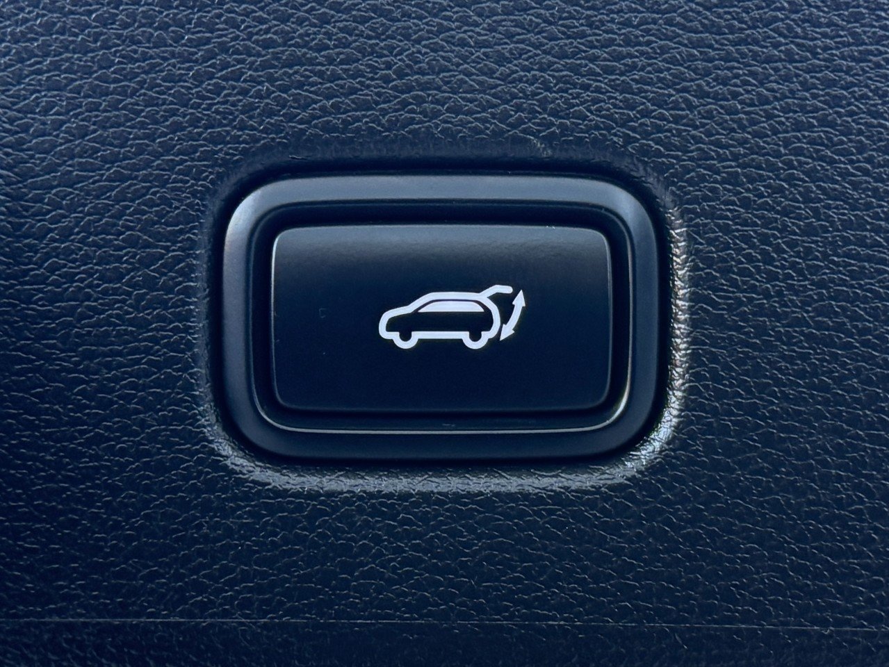 Used 2022 Kia Telluride SX image 19