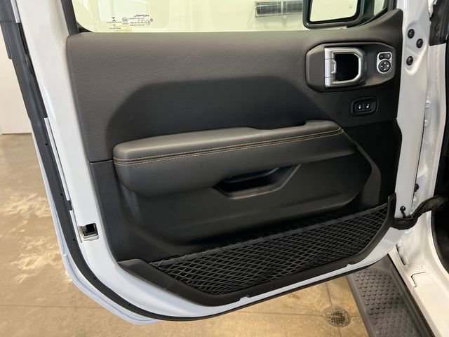 Used 2021 Jeep Wrangler Unlimited Sahara image 10