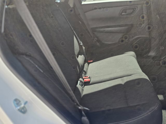 Used 2024 Nissan Rogue S AWD/4WD image 31
