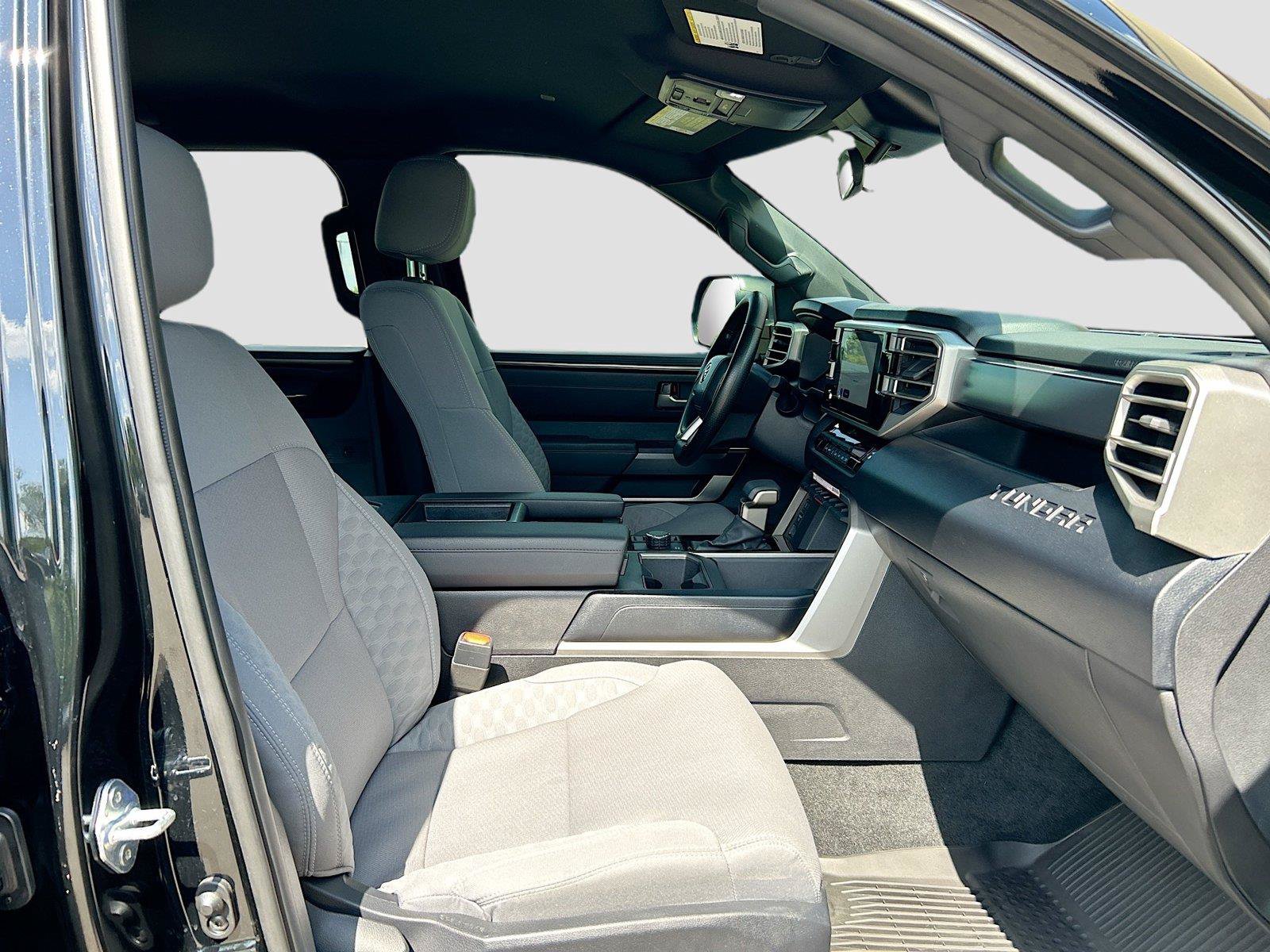 Used 2025 Toyota Tundra SR5 AWD/4WD image 14