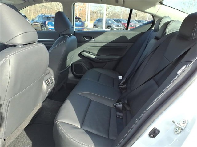 New 2025 Nissan Altima 2.5 SL image 8