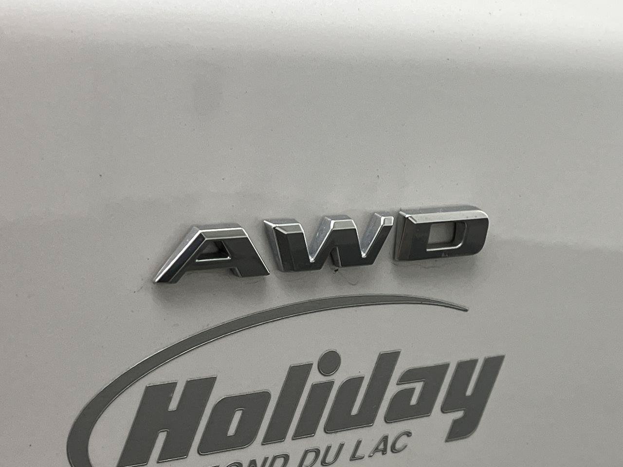 Used 2024 Cadillac XT5 Sportv w/ LPO, Floor Liner Package AWD/4WD image 35