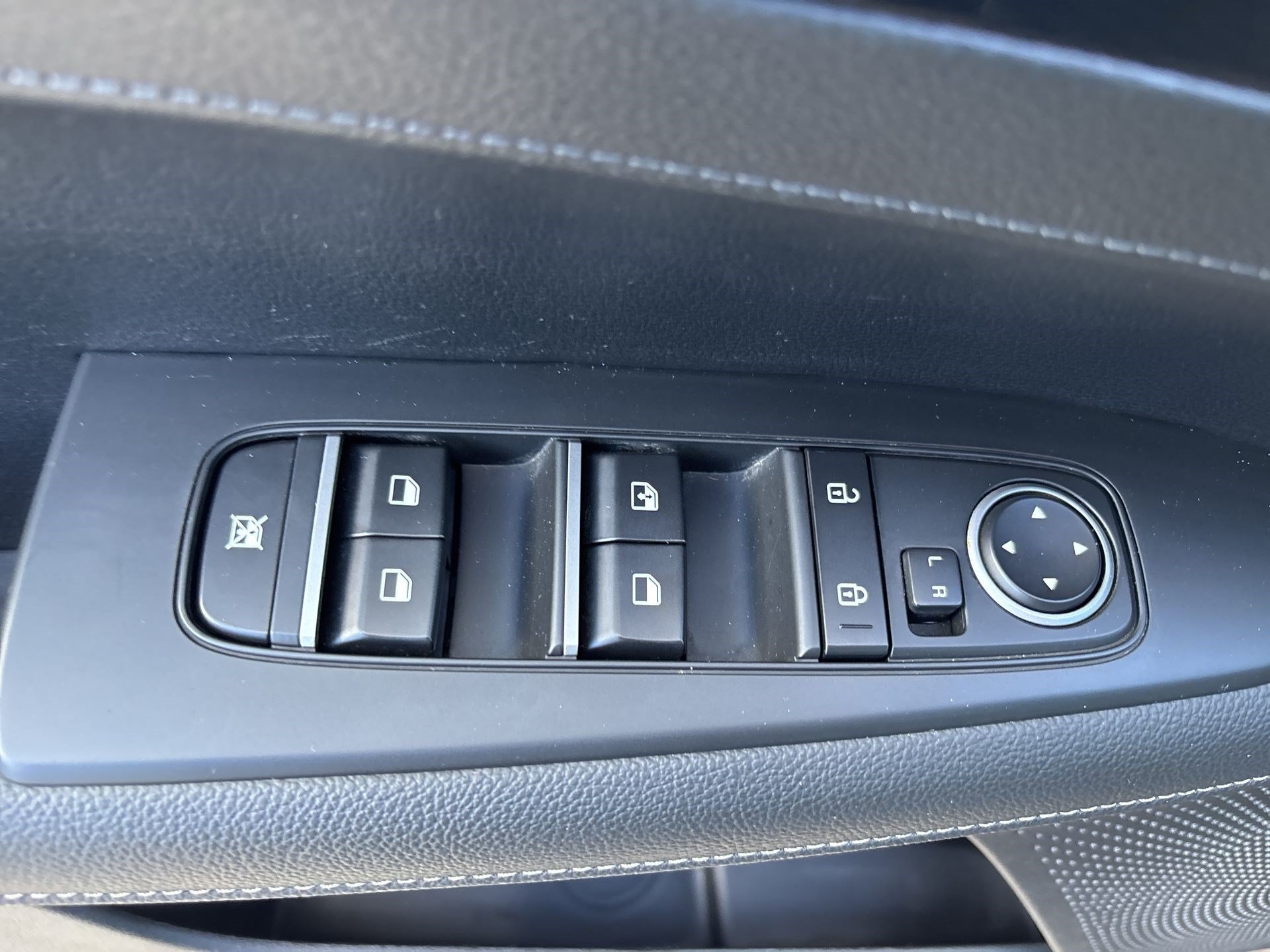 Certified 2024 Kia Forte GT-Line FWD image 15