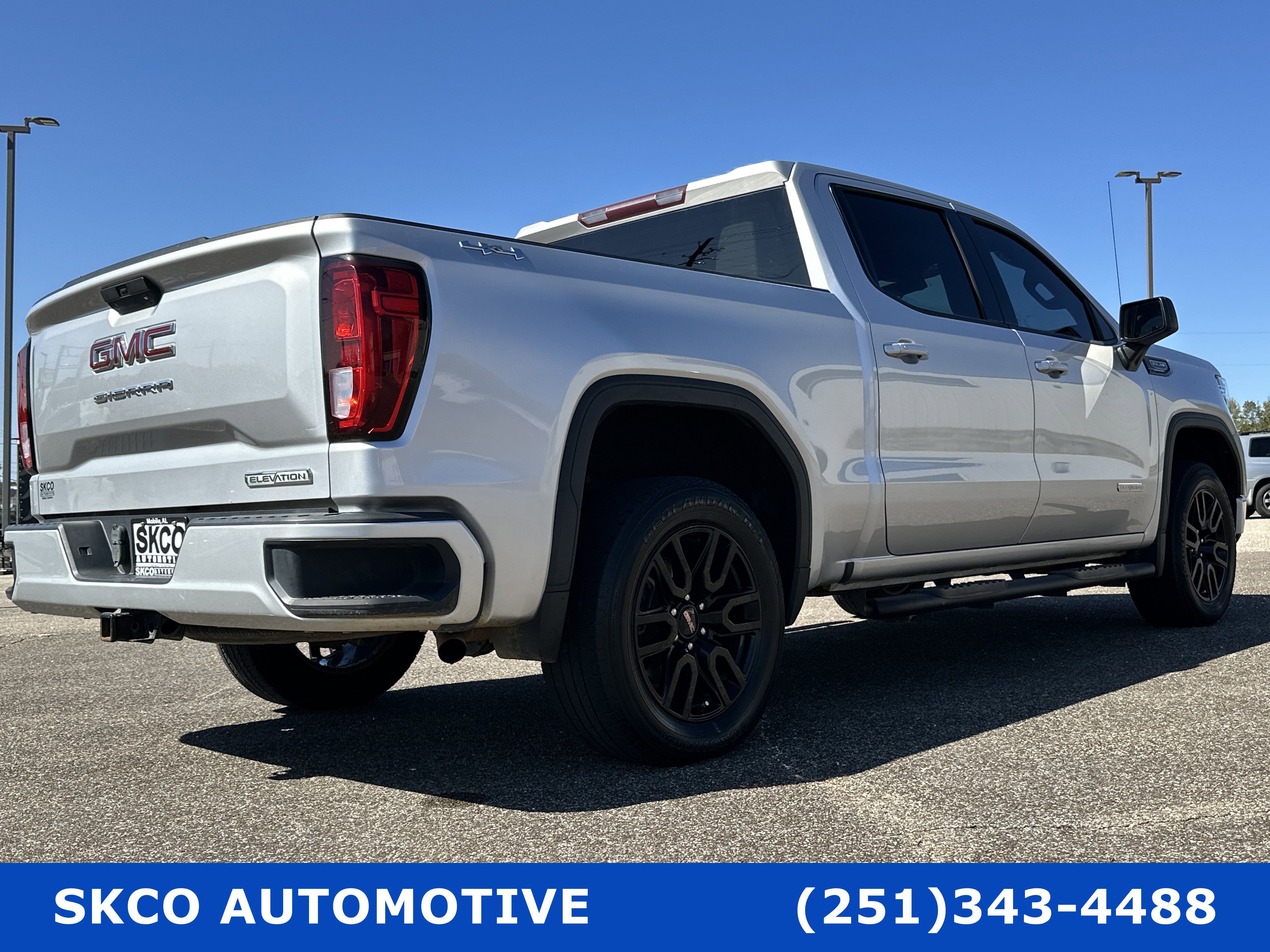 Used 2020 GMC Sierra 1500 Elevation w/ Elevation Value Package AWD/4WD image 5