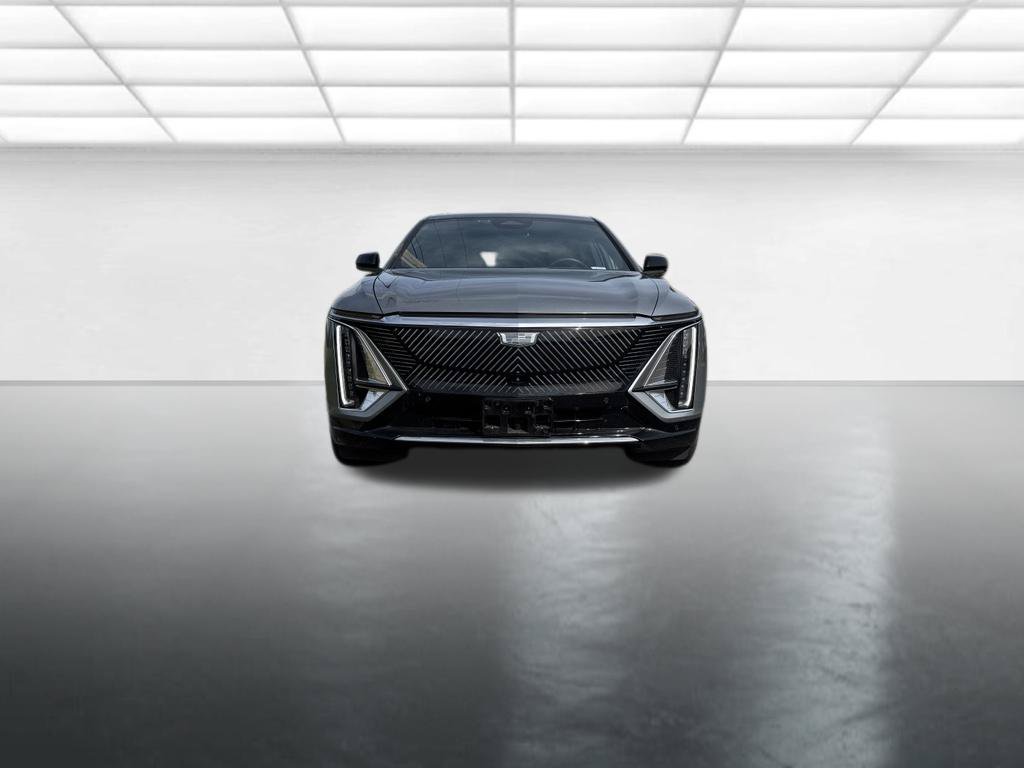 Certified 2024 Cadillac Lyriq Luxury w/ LPO, Floor Liner Package AWD/4WD image 10
