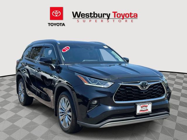 Used 2023 Toyota Highlander Platinum AWD/4WD image 1