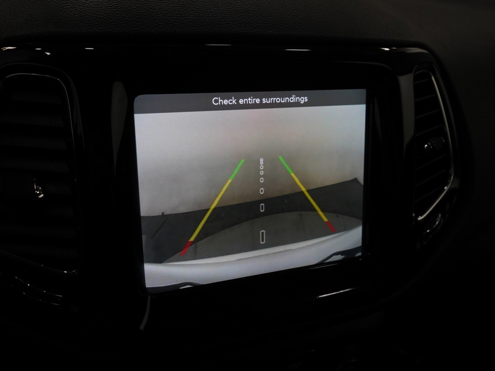 Used 2020 Jeep Compass Limited AWD/4WD image 25