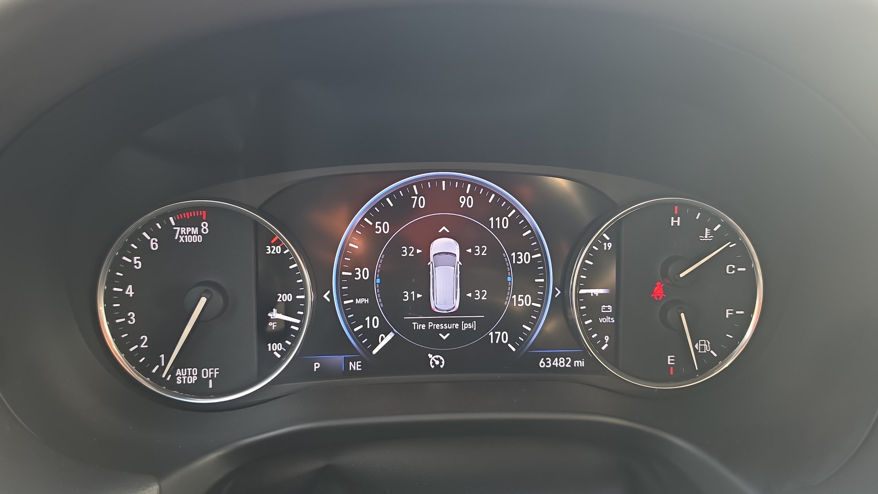 Used 2022 Buick Enclave Avenir w/ Avenir Technology Package FWD image 15