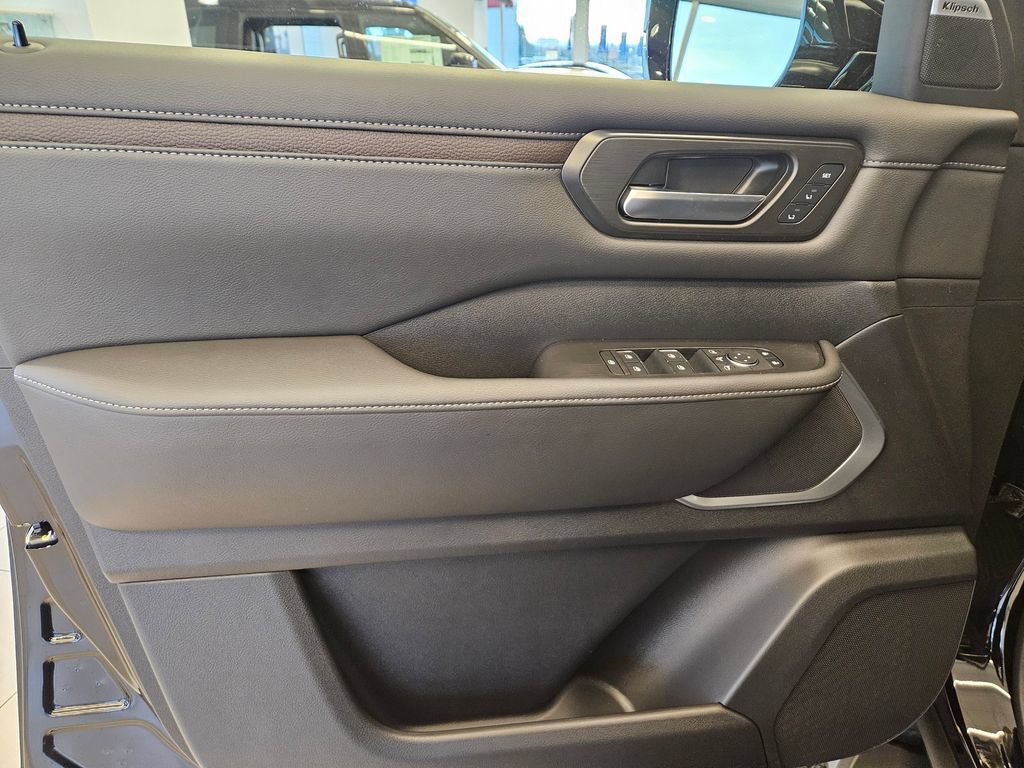 New 2026 Nissan Armada Platinum AWD/4WD image 13