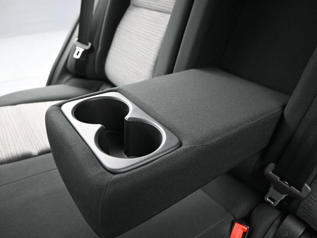 Used 2021 Nissan Rogue SV image 15